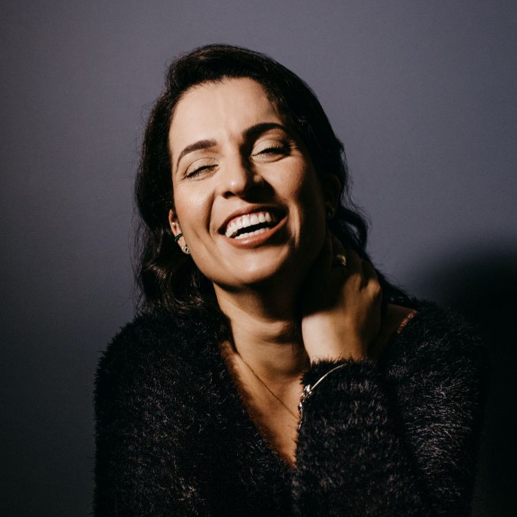 Embrace the Power of Emface®: Needle-Free Tightening for a Youthful Face