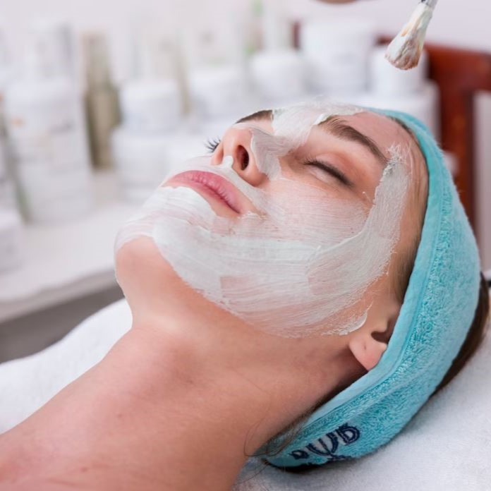 America’s Beauty Budgets: Report Details How Much Americans Spend on Their Looks